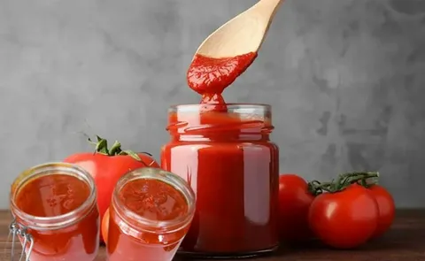 رب گوجه سنتی با طعم طبیعی و اصیل